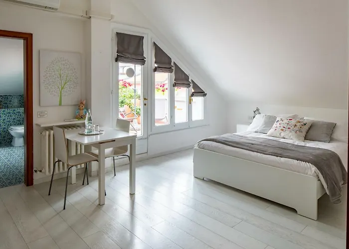 公寓 Casa Di Anna 佩萨罗